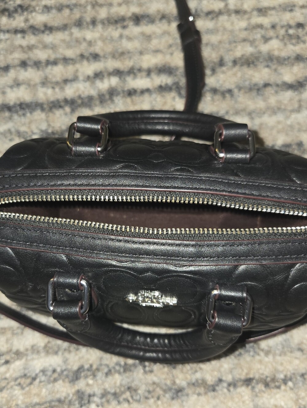 Coach Mini Rowan Bag! - Picture 4 of 6